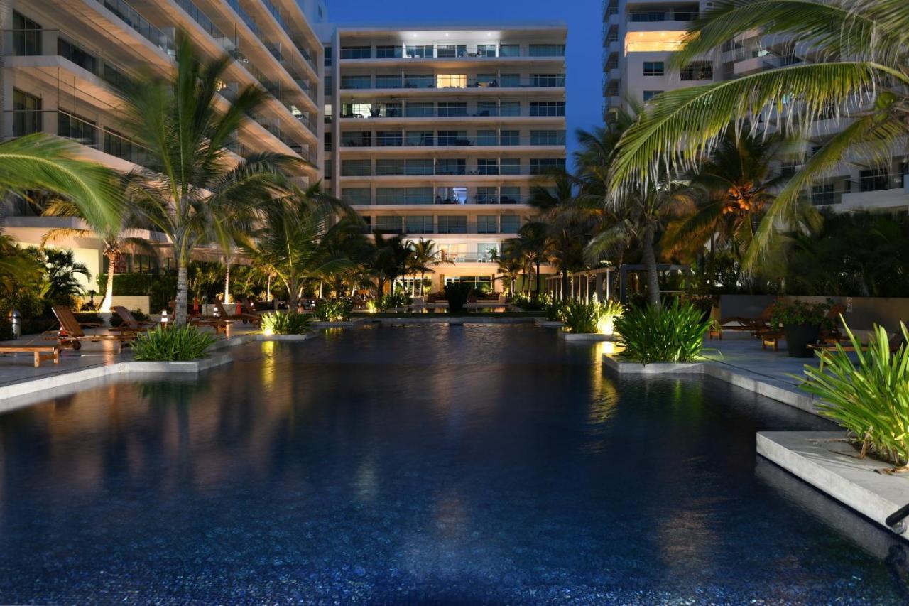 Hermoso Apartamento: Beachfront Comfort with Direct Access Cartagena Exterior photo