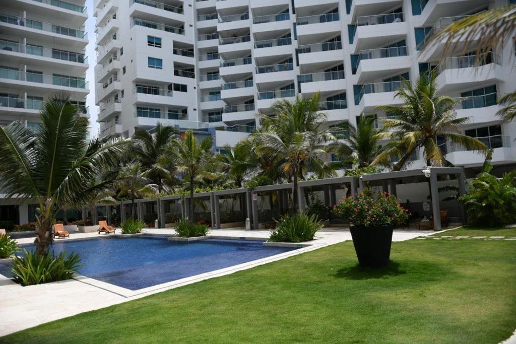 Hermoso Apartamento: Beachfront Comfort with Direct Access Cartagena Exterior photo