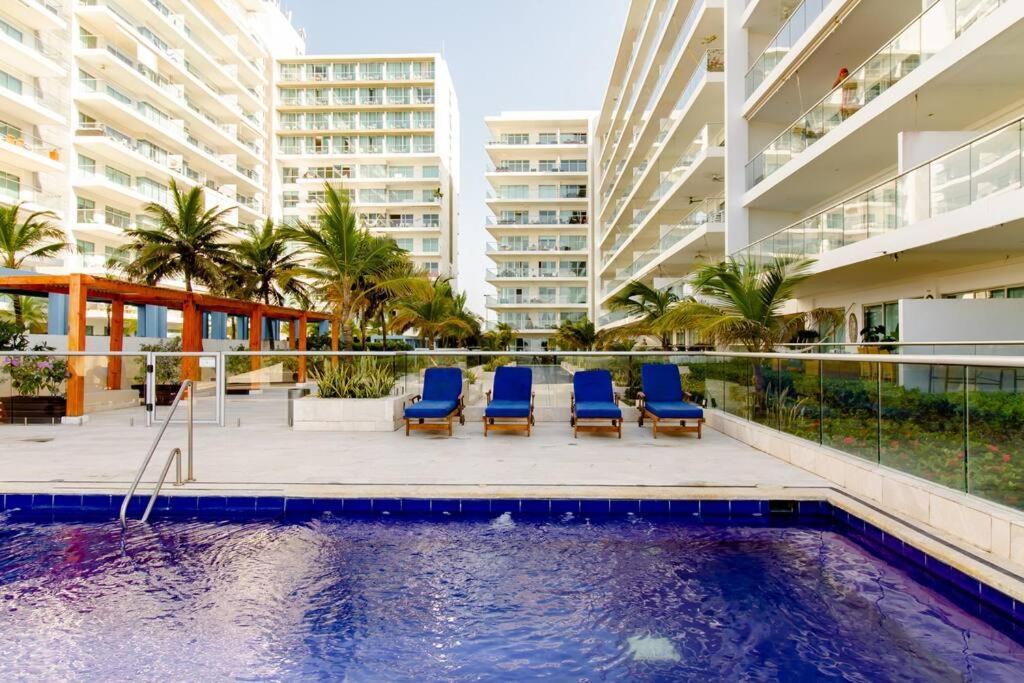 Hermoso Apartamento: Beachfront Comfort with Direct Access Cartagena Exterior photo
